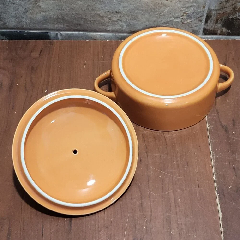 Stoneware Baking Dish Halloween Witch Hat Handle Lid Orange Soup Casserole